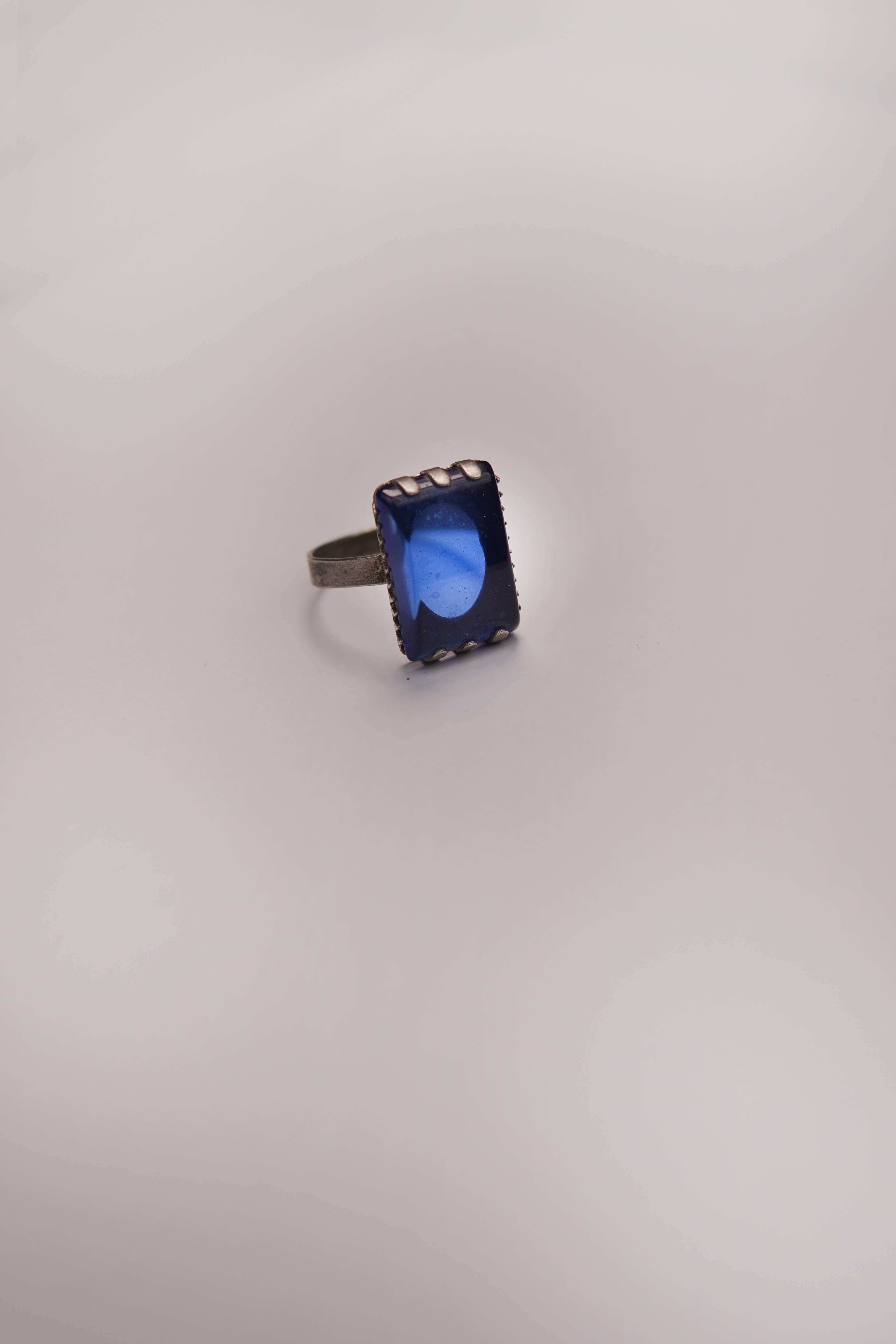 Extra Blue Saphire-Astrologer in Lahore